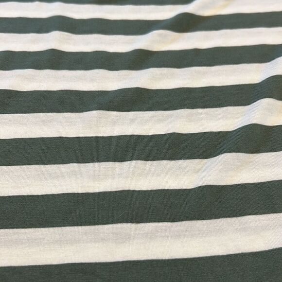 Gap green white striped muscle tee Size XS EUC - Picture 9 of 9
